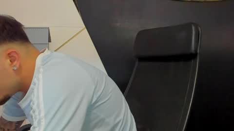 BrandonTateX online show from June 8, 4:13 am