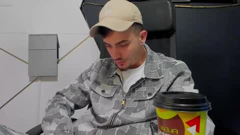 BrandonTateX online show from April 21, 3:46 am