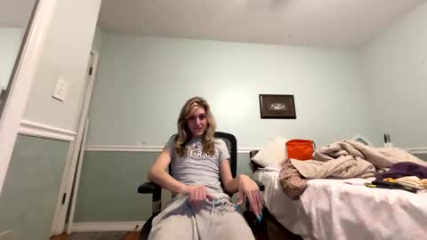 bray19509 online show from March 5, 10:08 pm