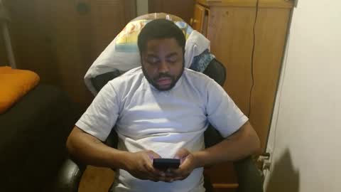 Snapshot of breadw1nnah chatting on February 7, 3:45 am Breadw1nnah online show from February 7, 3:45 am