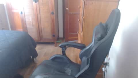 Snapshot of breadw1nnah chatting on September 18, 9:19 pm Breadw1nnah online show from September 18, 9:19 pm