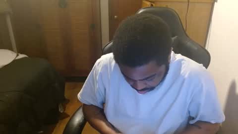 Snapshot of breadw1nnah chatting on February 9, 7:59 am Breadw1nnah online show from February 9, 7:59 am