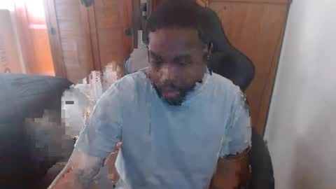 Snapshot of breadw1nnah chatting on September 17, 5:49 pm Breadw1nnah online show from September 17, 5:49 pm