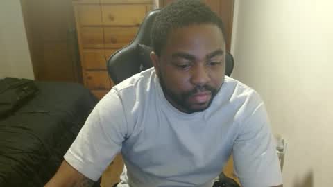 Snapshot of breadw1nnah chatting on October 15, 7:10 am Breadw1nnah online show from October 15, 7:10 am