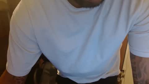 Snapshot of breadw1nnah chatting on January 16, 3:45 am Breadw1nnah online show from January 16, 3:45 am