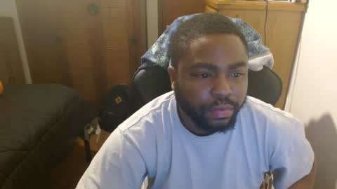 Snapshot of breadw1nnah chatting on March 10, 7:11 am Breadw1nnah online show from March 10, 7:11 am