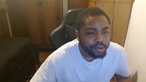 Snapshot of breadw1nnah chatting on January 9, 3:15 am Breadw1nnah online show from January 9, 3:15 am