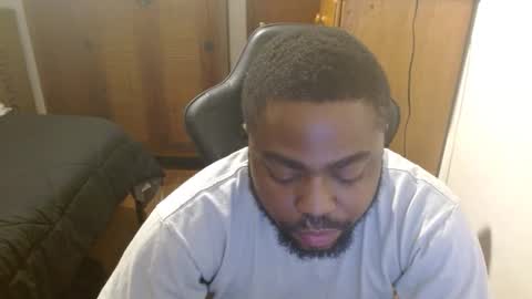 Snapshot of breadw1nnah chatting on March 9, 3:54 am Breadw1nnah online show from March 9, 3:54 am