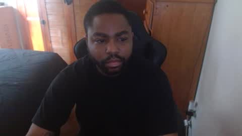 Snapshot of breadw1nnah chatting on September 15, 4:19 pm Breadw1nnah online show from September 15, 4:19 pm