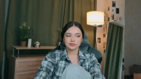 Rachel online show from April 24, 7:49 pm