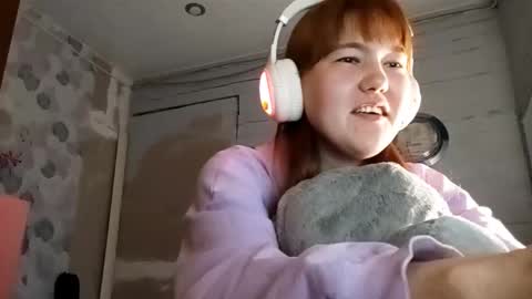 Dina online show from February 23, 3:09 am