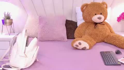 Bree  online show from July 17, 2:19 pm