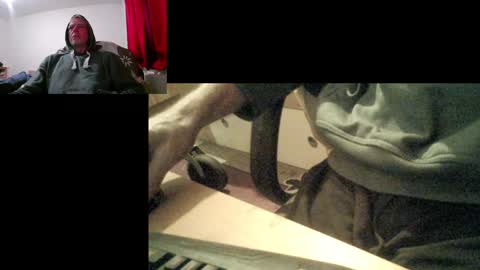 Snapshot of bremer64 chatting on February 2, 8:34 am bremer64 online show from February 2, 8:34 am