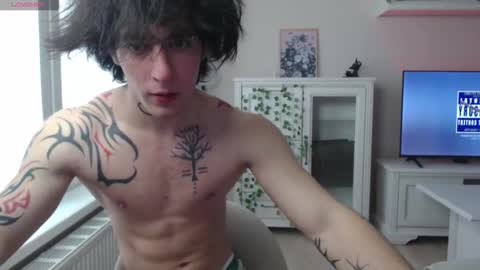 brendan__piks online show from March 18, 8:42 am