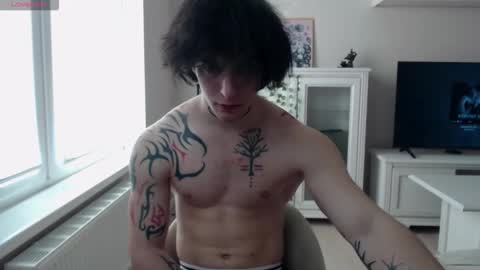 brendan__piks online show from March 19, 9:59 am
