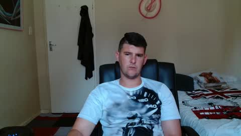 ask me lol online show from February 13, 10:51 am