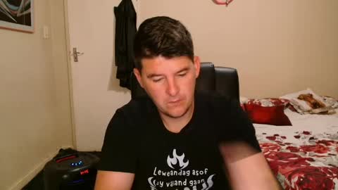 ask me lol online show from April 15, 3:10 am