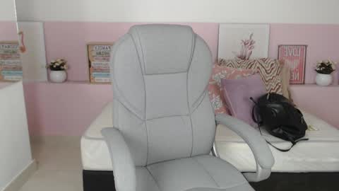 Brenda online show from February 10, 12:18 pm