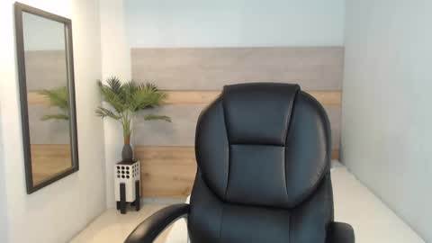 Brenda online show from September 17, 2:26 am