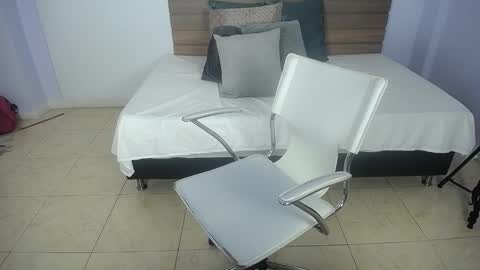 Brenda online show from March 11, 6:52 am