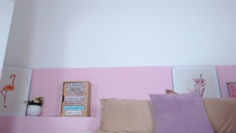 Brenda online show from February 15, 3:39 pm