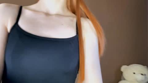 Mia   online show from December 2, 7:07 am