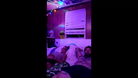 brennan7582 online show from April 24, 3:08 am