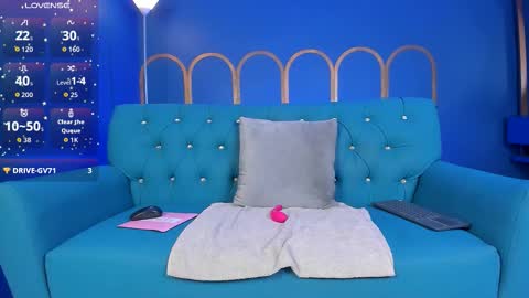      online show from December 18, 12:22 pm