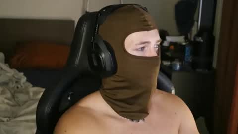 brentonverde online show from November 11, 12:13 am