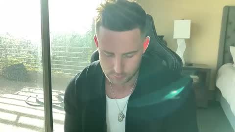 Brett Mycles online show from December 30, 5:02 pm