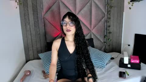 B R I A  online show from April 6, 1:36 am