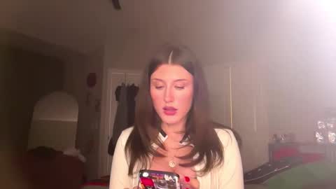 Brianna3 online show from January 7, 3:33 am