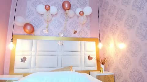 brianacurve online show from November 23, 7:23 pm