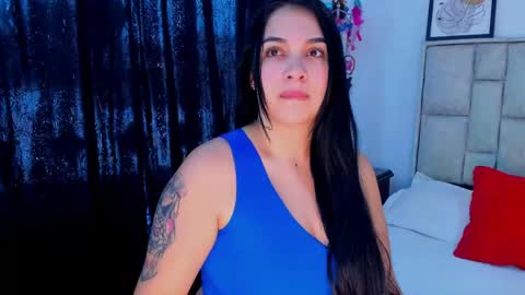     online show from April 25, 3:31 pm