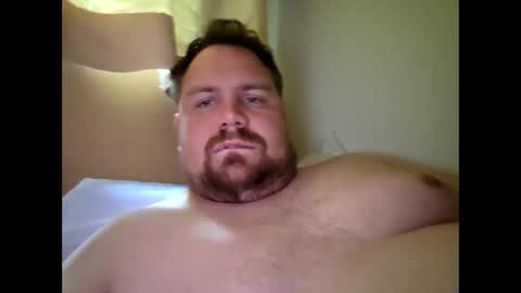 bridgeedude28 online show from May 27, 2:58 pm