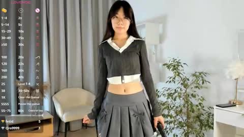 Hanna online show from October 28, 2:01 am