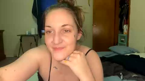 Breezy Xo online show from November 23, 10:08 pm