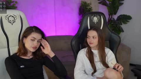 Snapshot of bright_diamonds_054 chatting on September 12, 2:52 pm Diamonds Girls online show from September 12, 2:52 pm