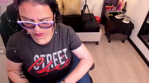 Snapshot of brigittemiller chatting on February 26, 4:38 pm BRIGITTE online show from February 26, 4:38 pm