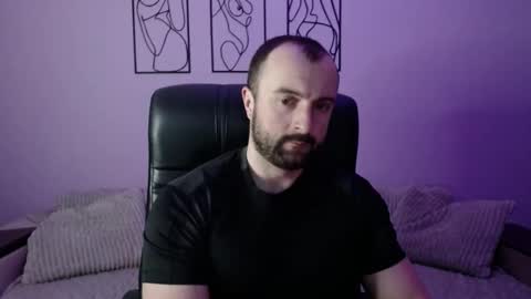 brindlefly69 online show from March 20, 11:26 am