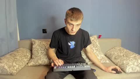 bristlebback online show from October 4, 5:55 pm