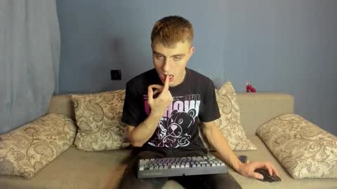 bristlebback online show from September 25, 5:09 pm