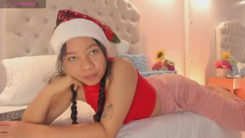 Brithany Rousee online show from December 5, 5:22 pm