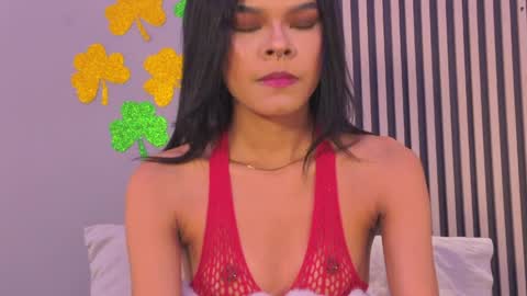 brithanysummer online show from March 29, 2:13 am