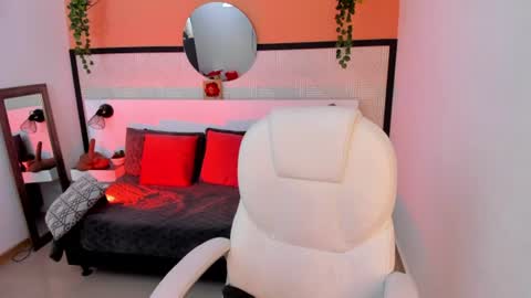 britney_collins_ online show from July 11, 2:53 pm