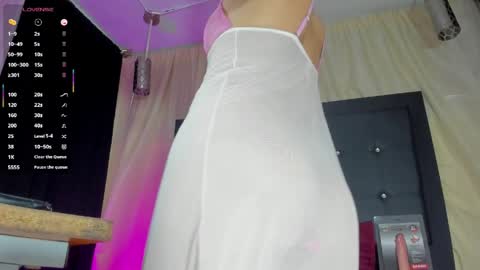   online show from May 14, 4:49 pm