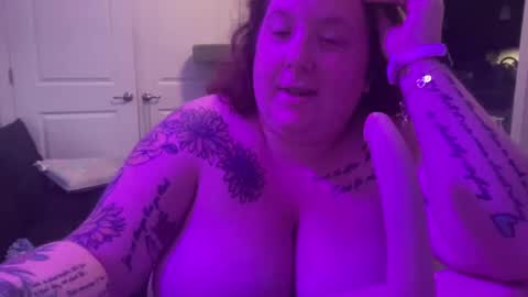 Snapshot of brookenicole3 chatting on October 8, 10:16 pm Madam Brooke online show from October 8, 10:16 pm