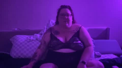Snapshot of brookenicole3 chatting on September 27, 11:46 pm Madam Brooke online show from September 27, 11:46 pm