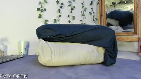 Brooklyn  online show from February 21, 6:27 am