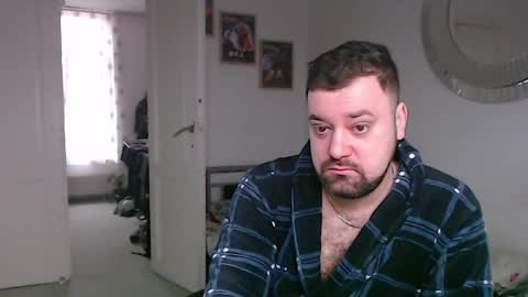 Snapshot of brucemf chatting on February 6, 9:53 am Bruce online show from February 6, 9:53 am